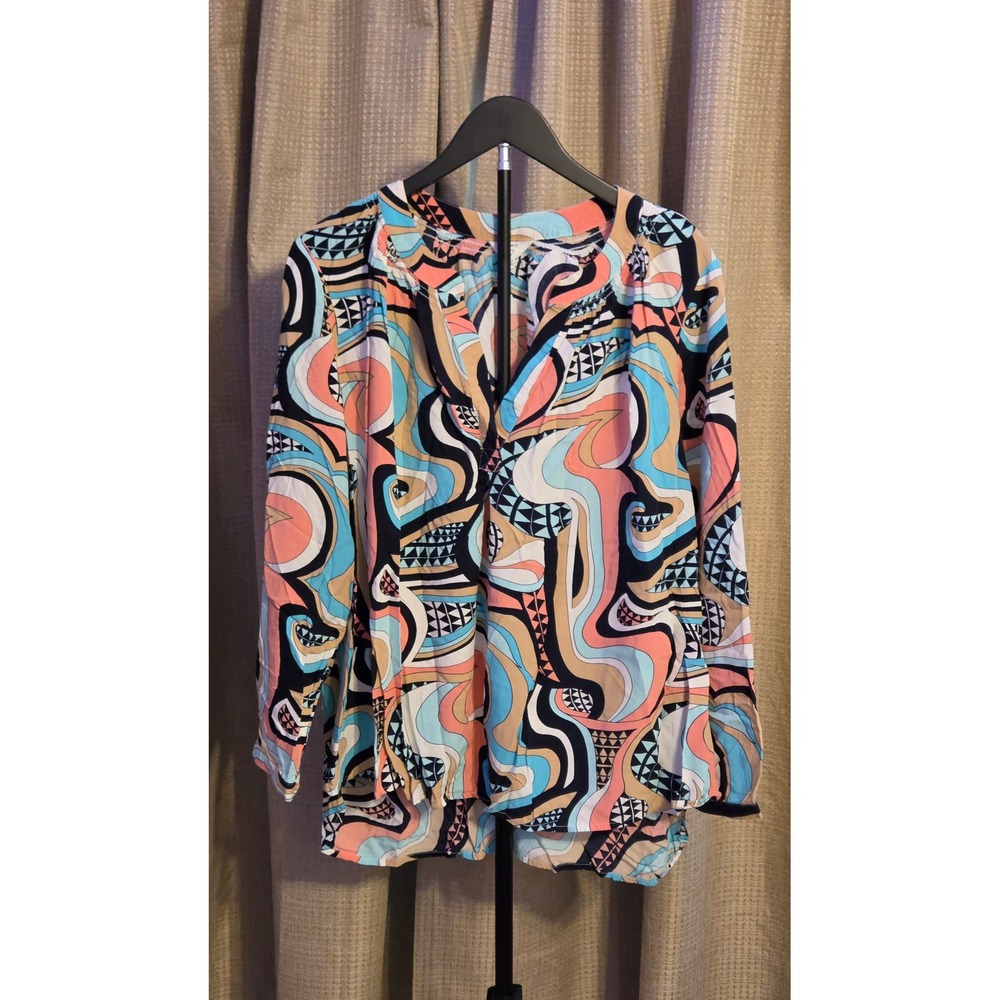 Crown & Ivy V-Neck Liquid Swirl Abstract Pattern Blouse Women's Size 3X